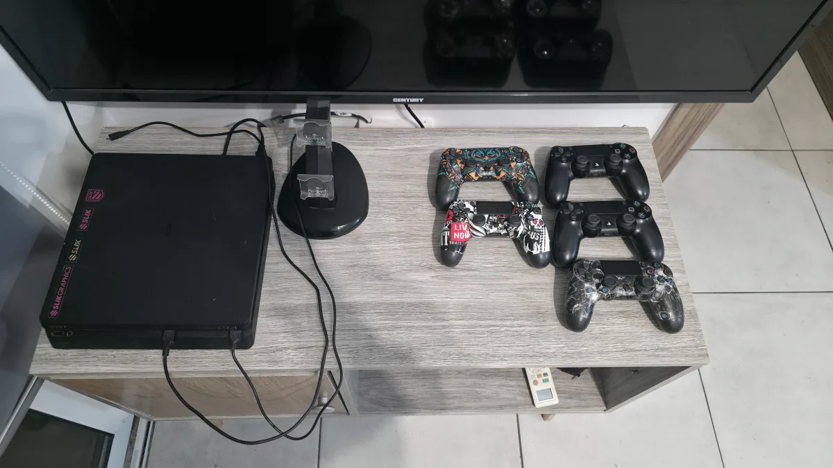 Ps4 1Tb, Good Condition
