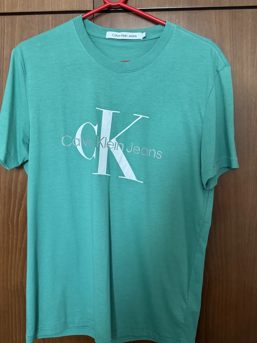 New Calvin Klein Green Cotton T-Shirt, Size L, Short Sleeve, Casual Fit